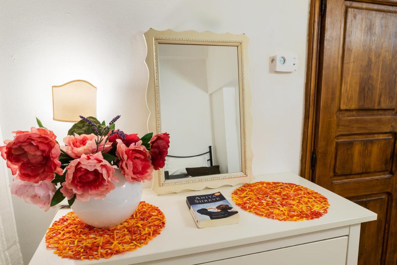 Tornabuoni Apartment Firenze Esterno foto